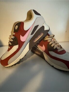 Nike Retro Air Max Sneakers in Pink, Burgundy & Cream